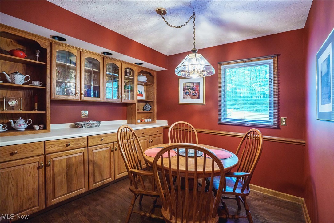 875 N Medina Line Road