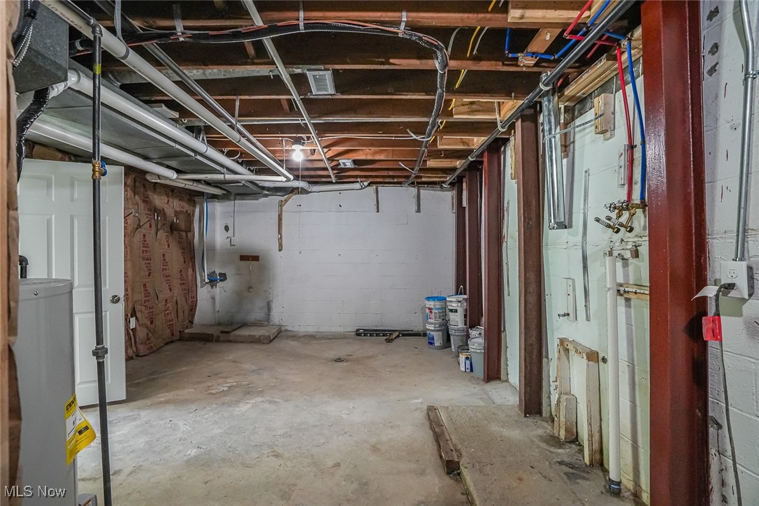 5327 Dunfred Circle SE