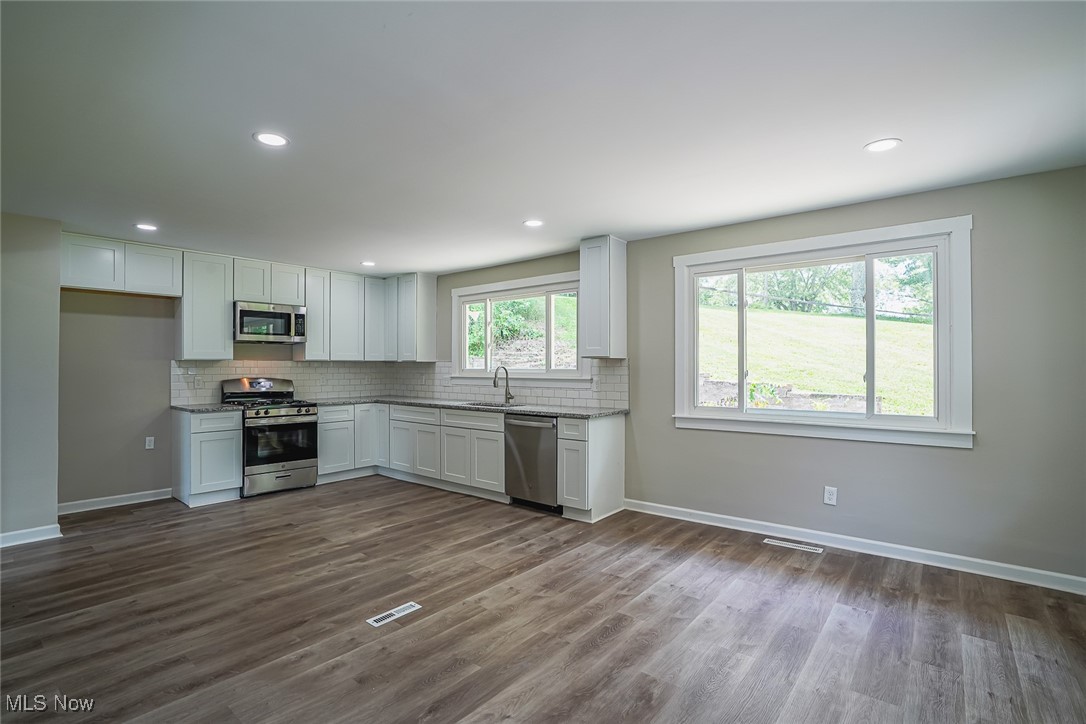 5327 Dunfred Circle SE