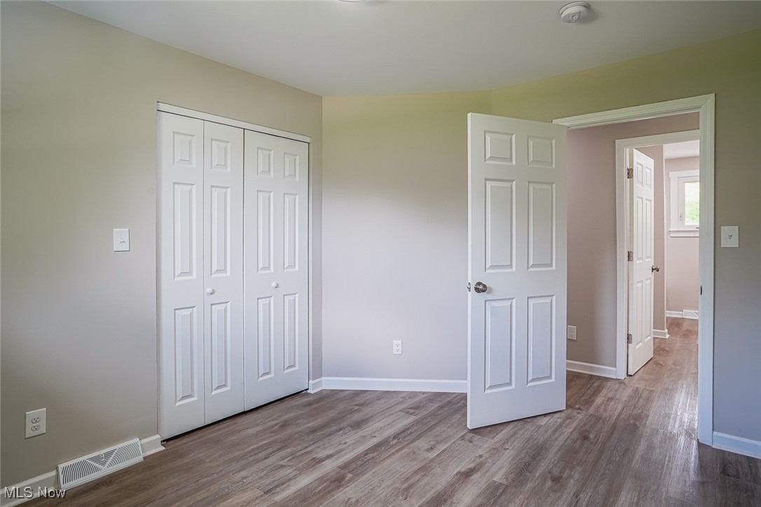 5327 Dunfred Circle SE