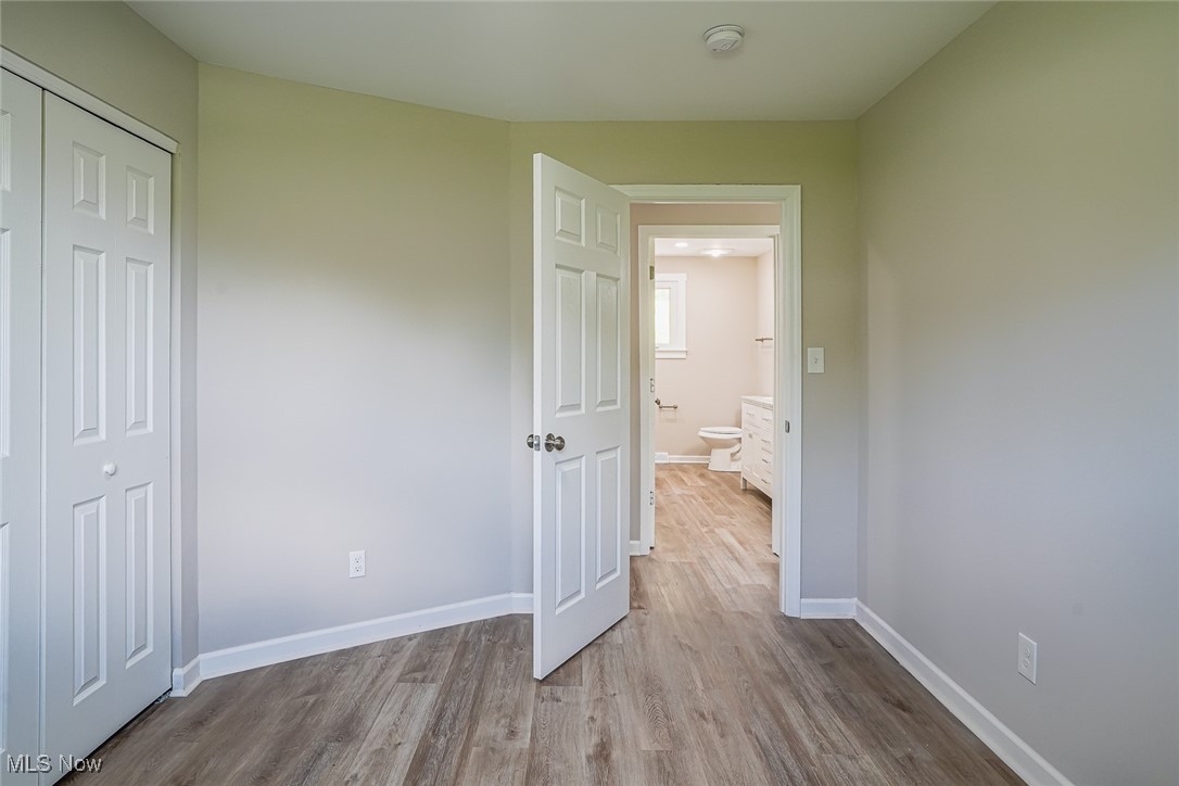 5327 Dunfred Circle SE