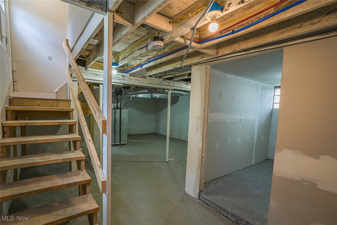 2323 SW 11th Street SW