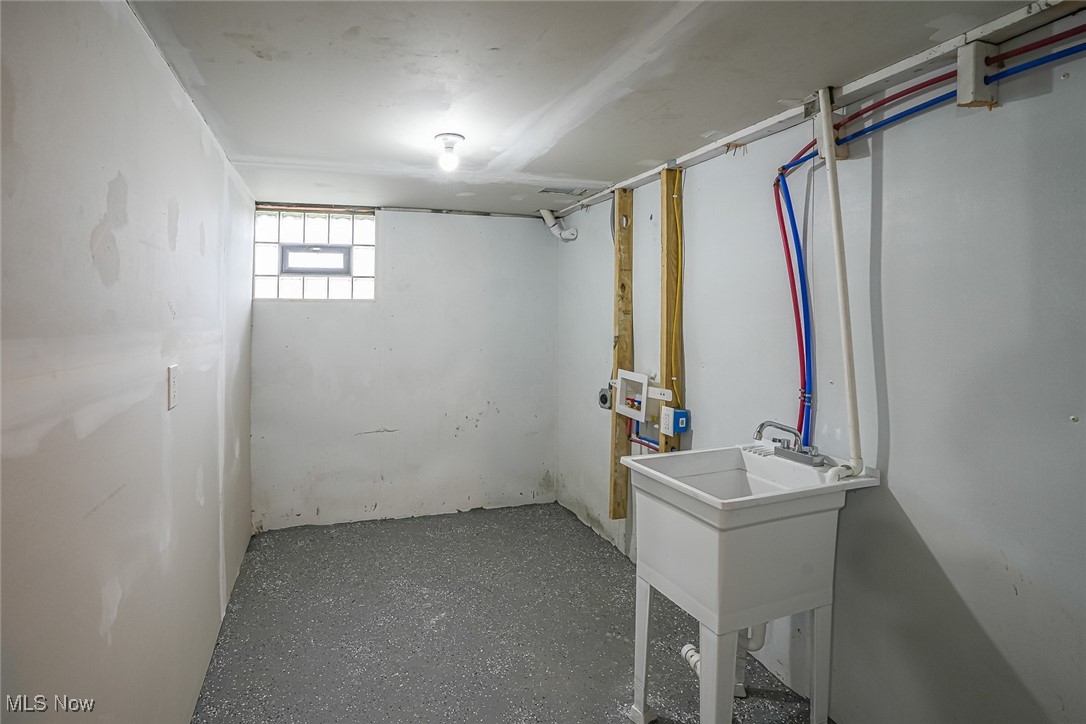 2323 SW 11th Street SW