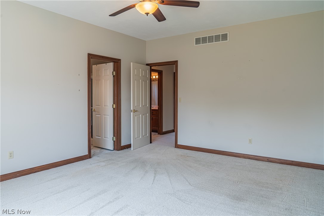 125 Pin Oak Trail