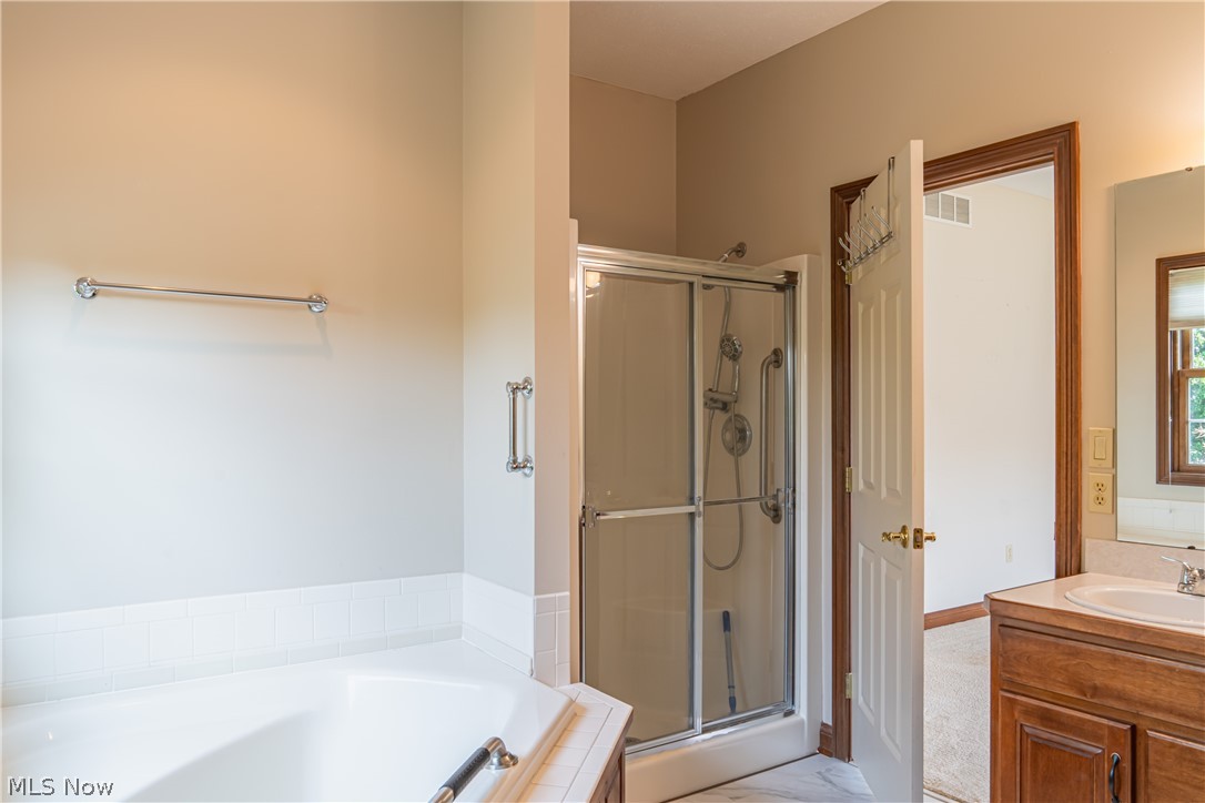 125 Pin Oak Trail