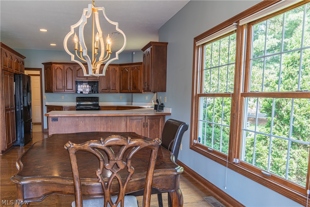125 Pin Oak Trail