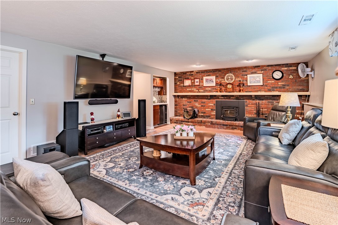 27563 Hemlock Drive