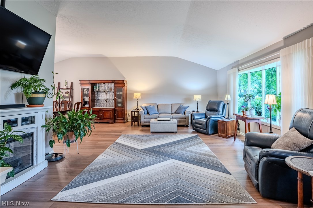27563 Hemlock Drive