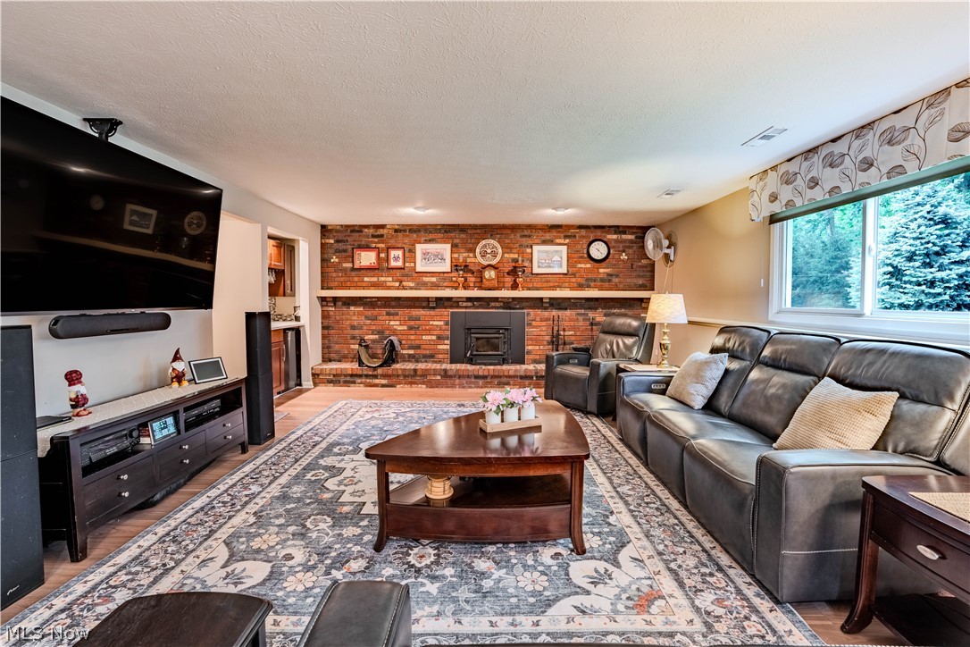 27563 Hemlock Drive
