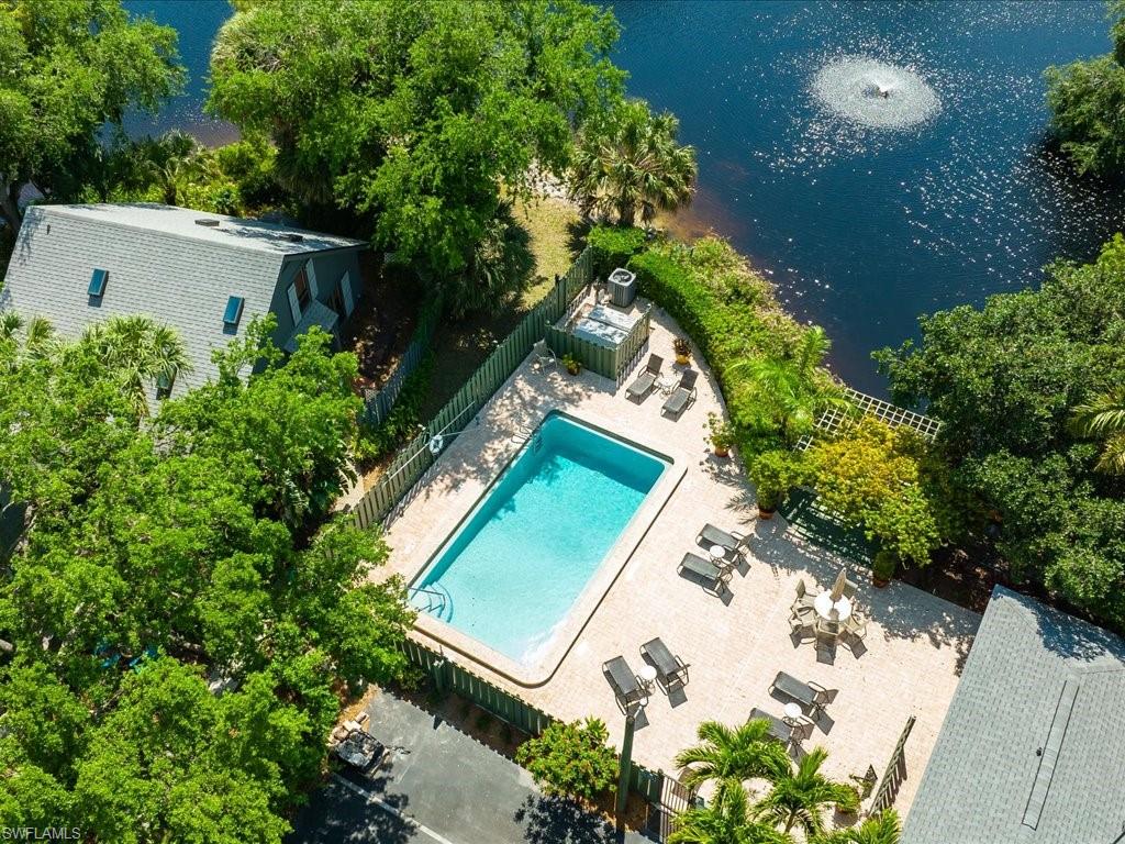 1353 SOLANA RD Unit: M-3