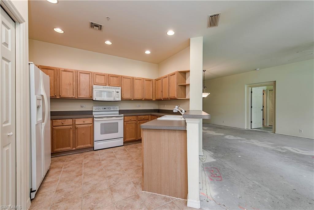 8535 Danbury BLVD Unit: 104