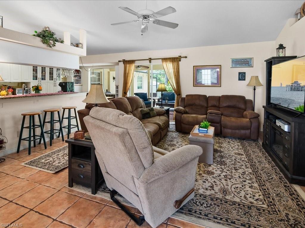 6021 PAINTED LEAF LN