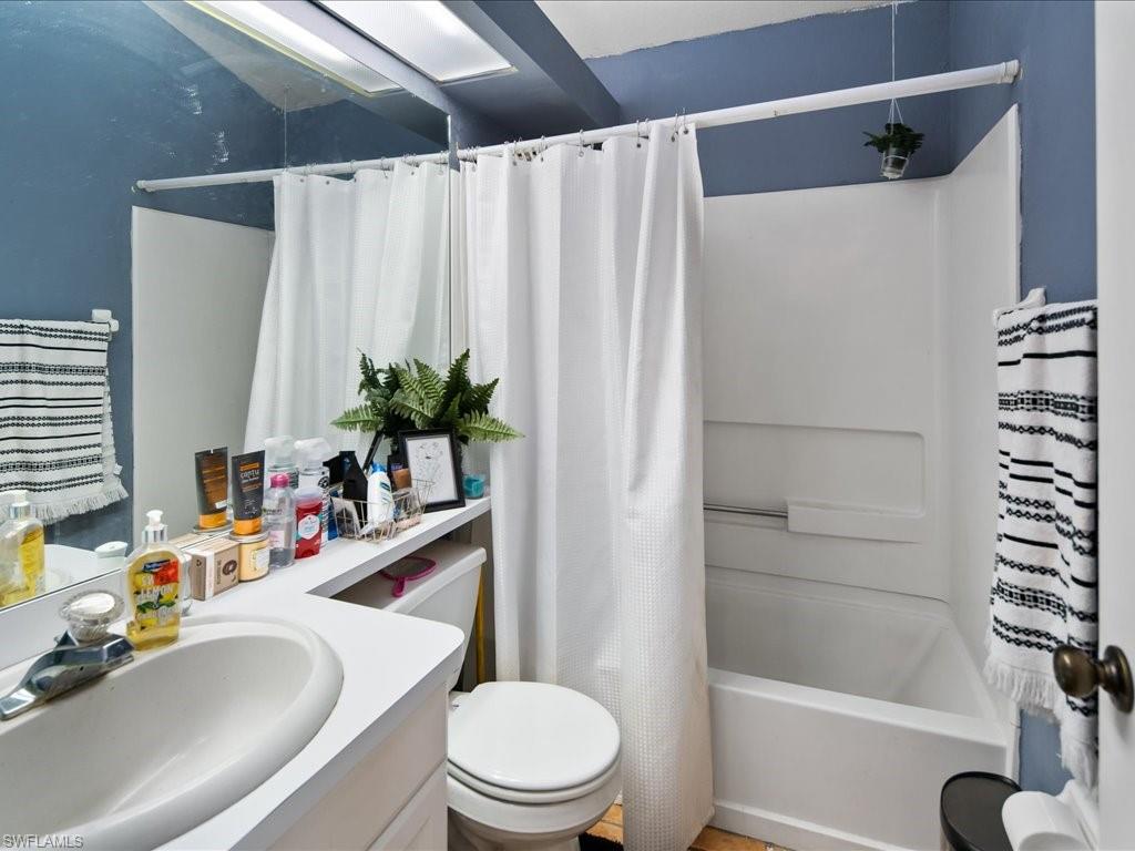 6021 PAINTED LEAF LN