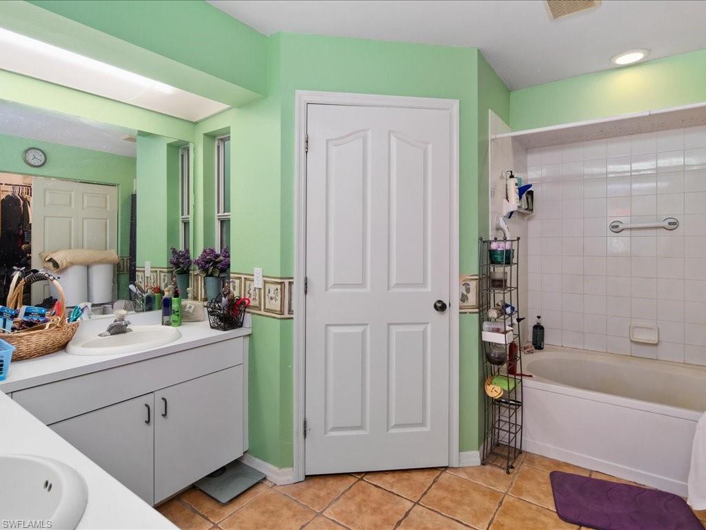 6021 PAINTED LEAF LN