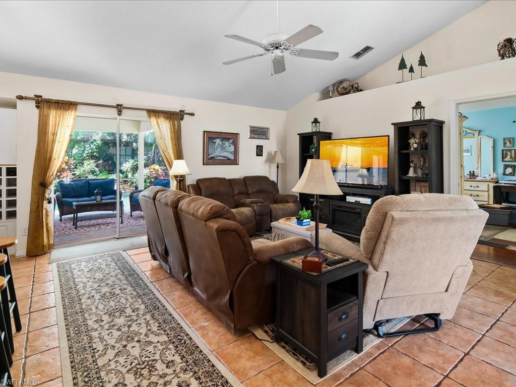 6021 PAINTED LEAF LN