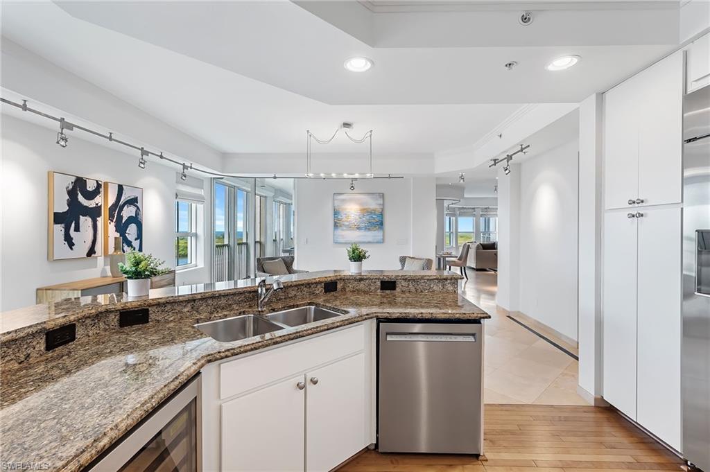 285 Grande WAY # 1101