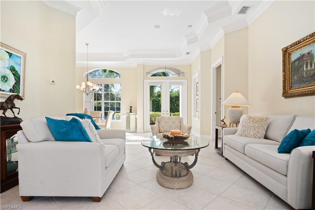 8127 Wilshire Lakes BLVD