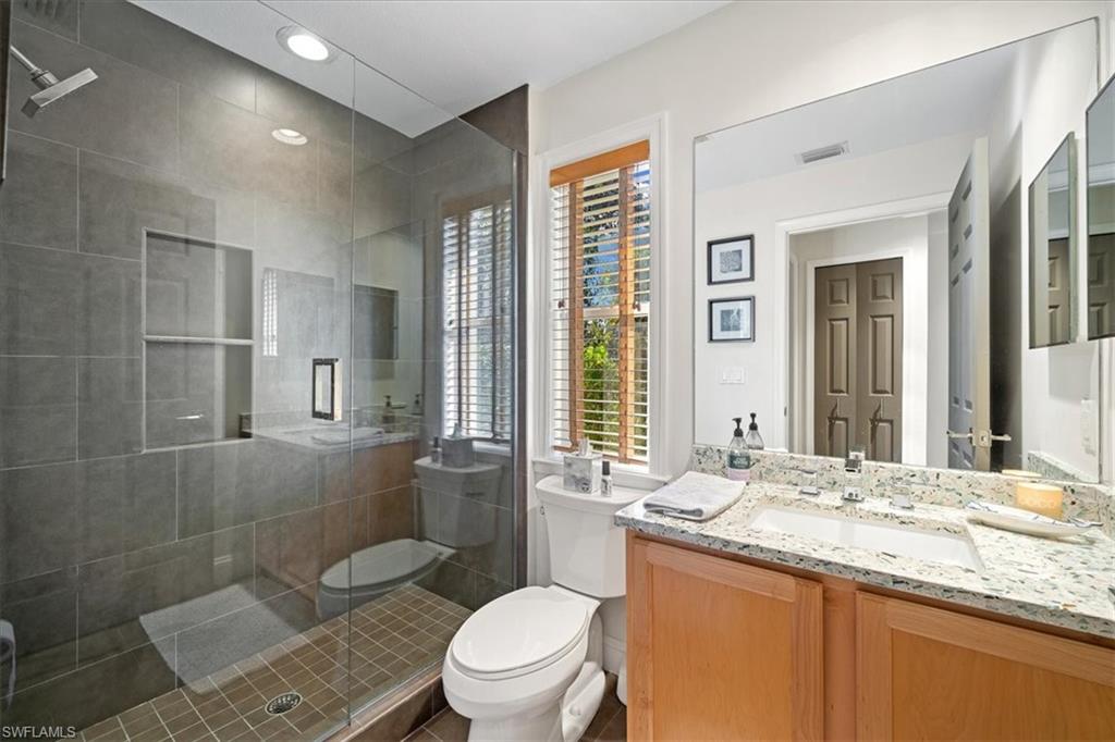 6784 SOUTHERN OAK CT