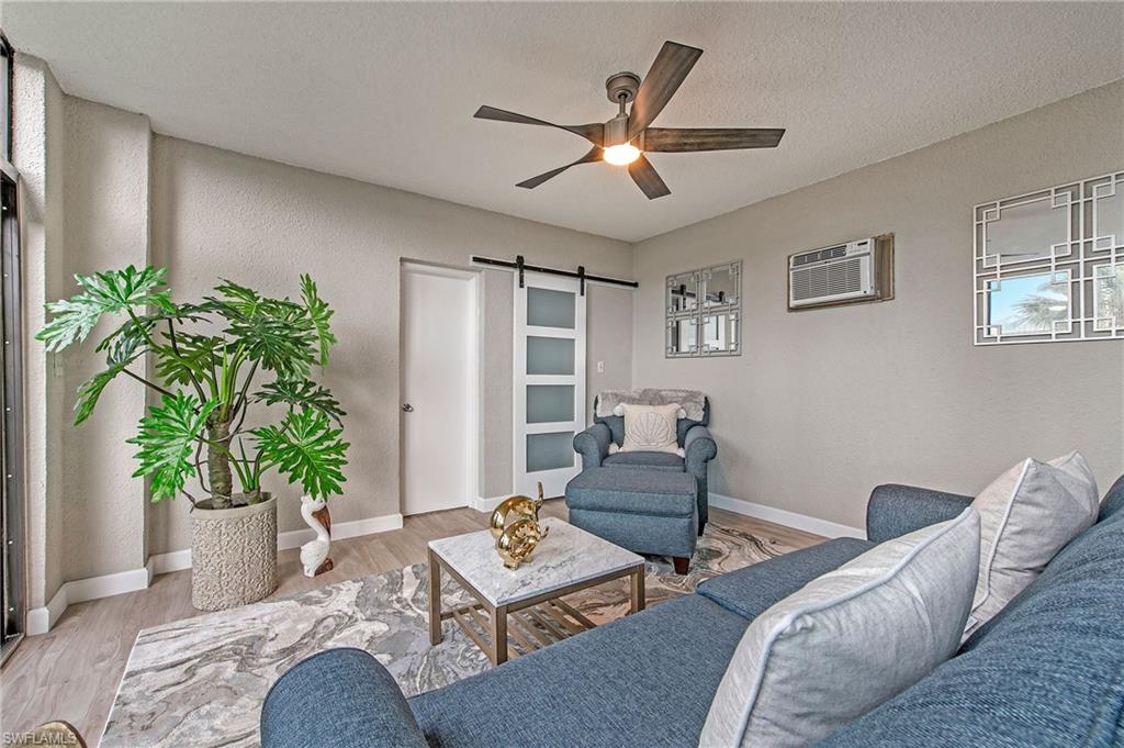 807 River Point DR Unit: 102D