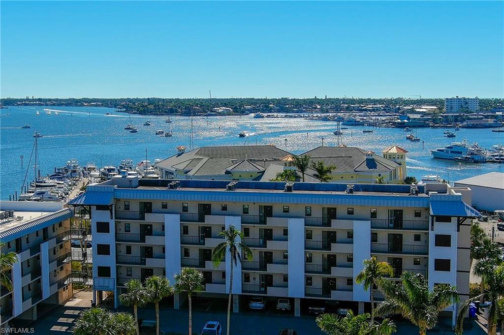 807 River Point DR Unit: 102D