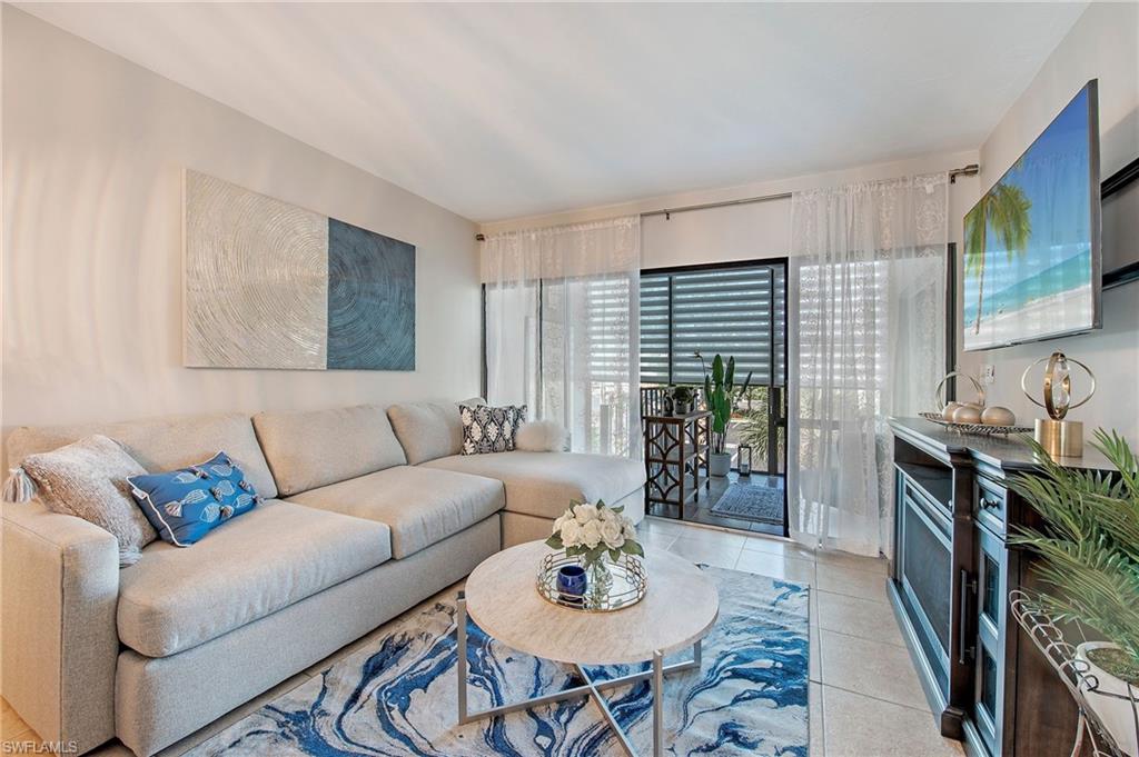 807 River Point DR Unit: 102D