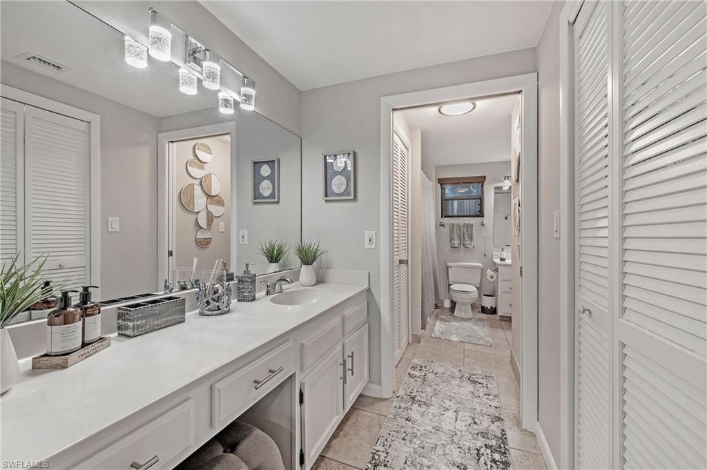 807 River Point DR Unit: 102D