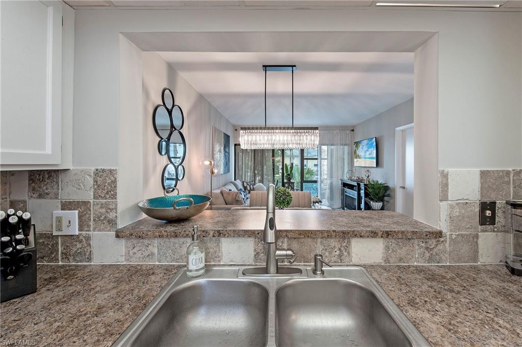 807 River Point DR Unit: 102D