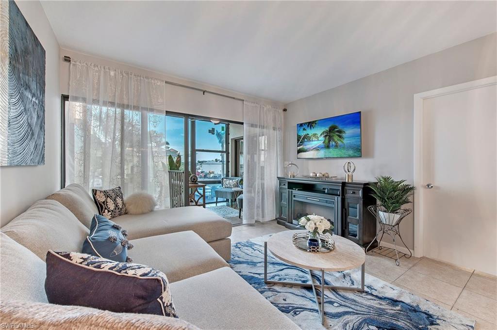 807 River Point DR Unit: 102D