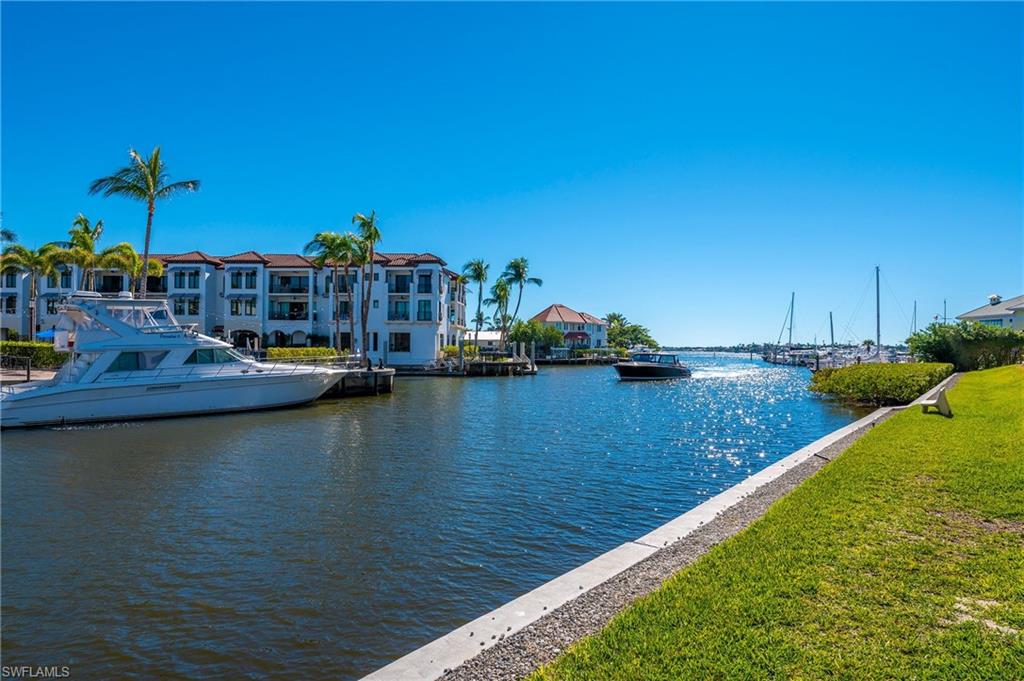 807 River Point DR Unit: 102D