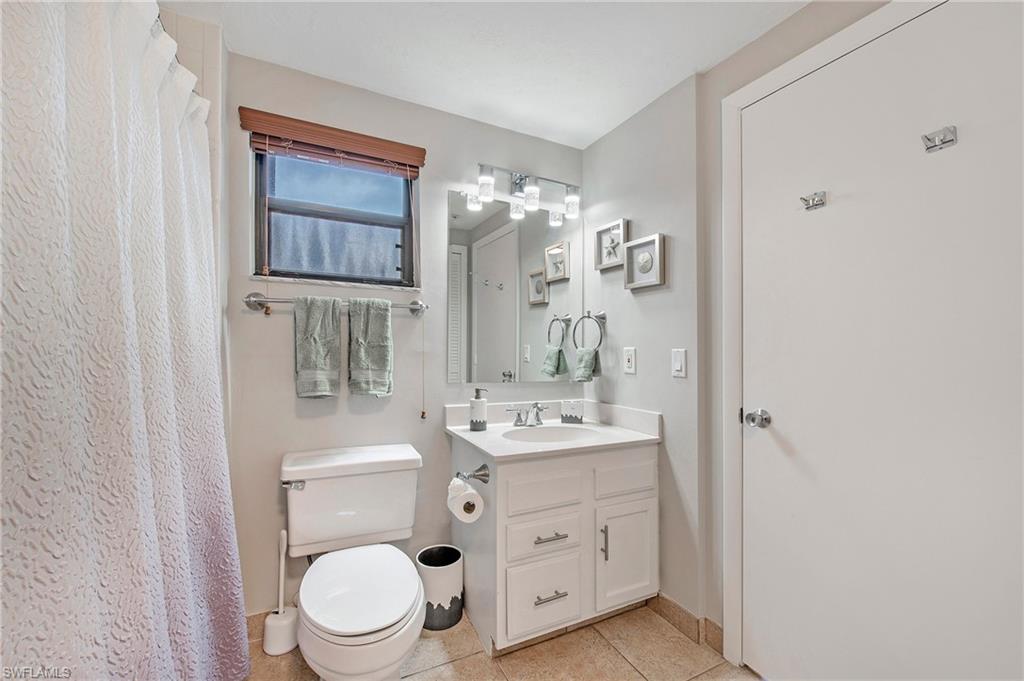 807 River Point DR Unit: 102D