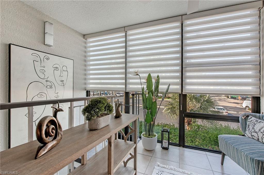 807 River Point DR Unit: 102D