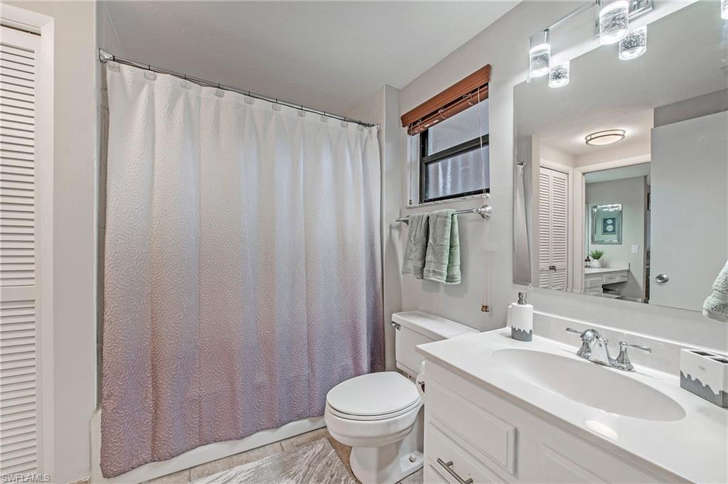 807 River Point DR Unit: 102D