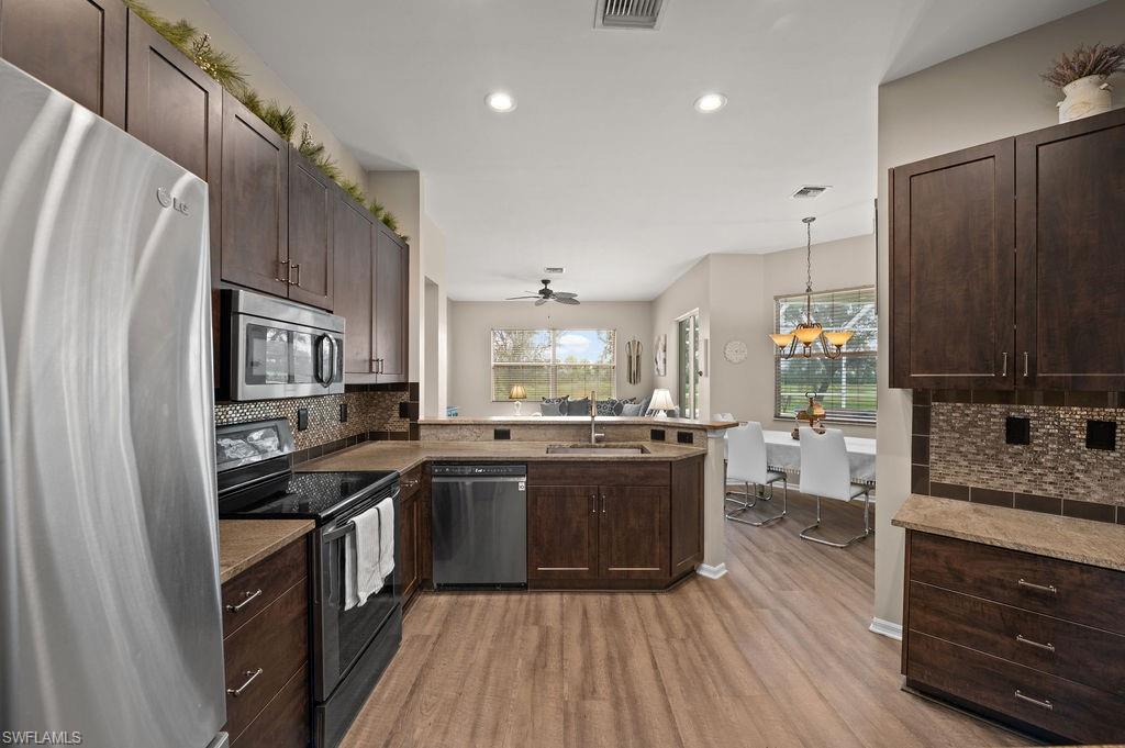 657 Grand Rapids BLVD