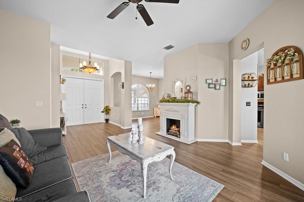 657 Grand Rapids BLVD