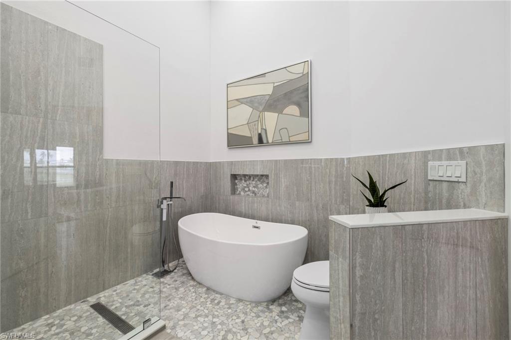 567 Park Shore DR # 4 Unit: G-4