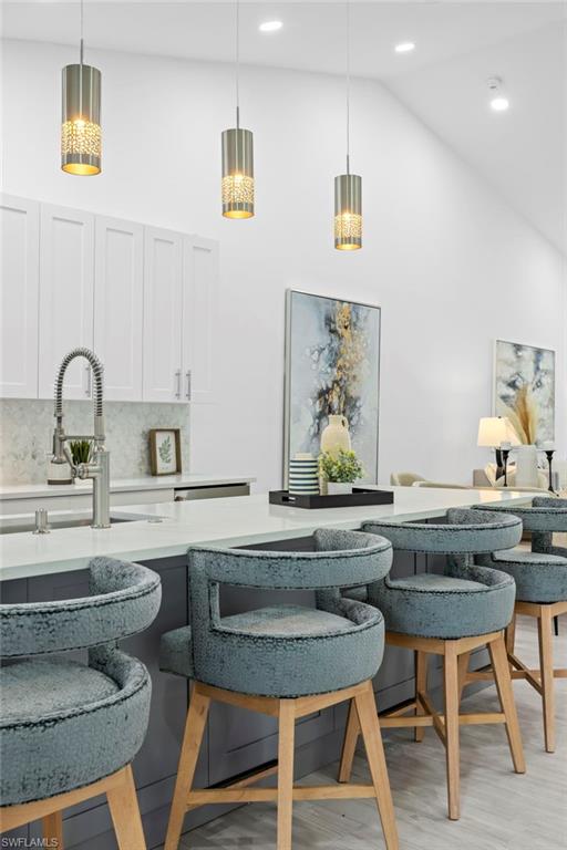 567 Park Shore DR # 4 Unit: G-4