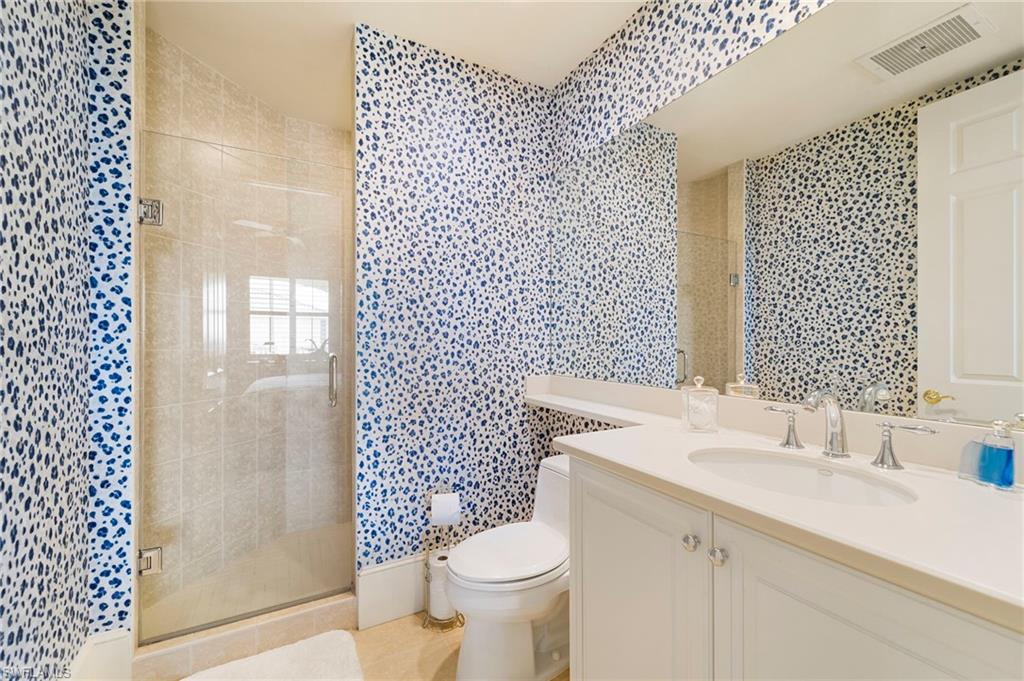 2738 Tiburon BLVD E # 504 Unit: B-504