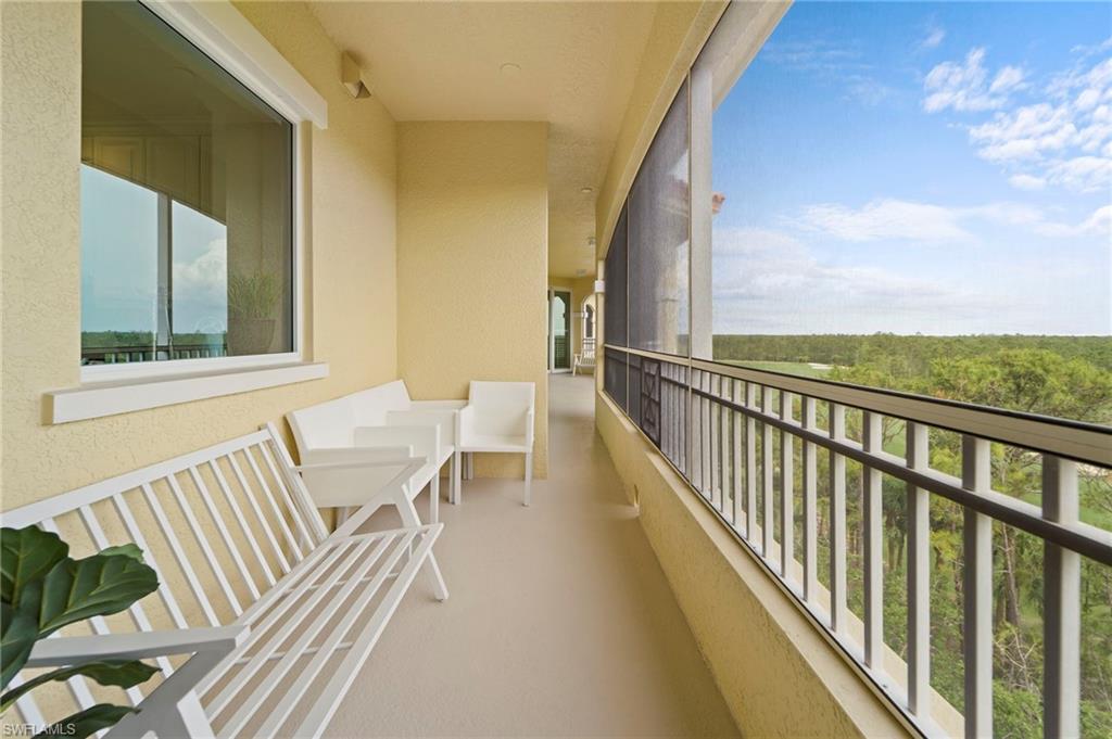 2738 Tiburon BLVD E # 504 Unit: B-504