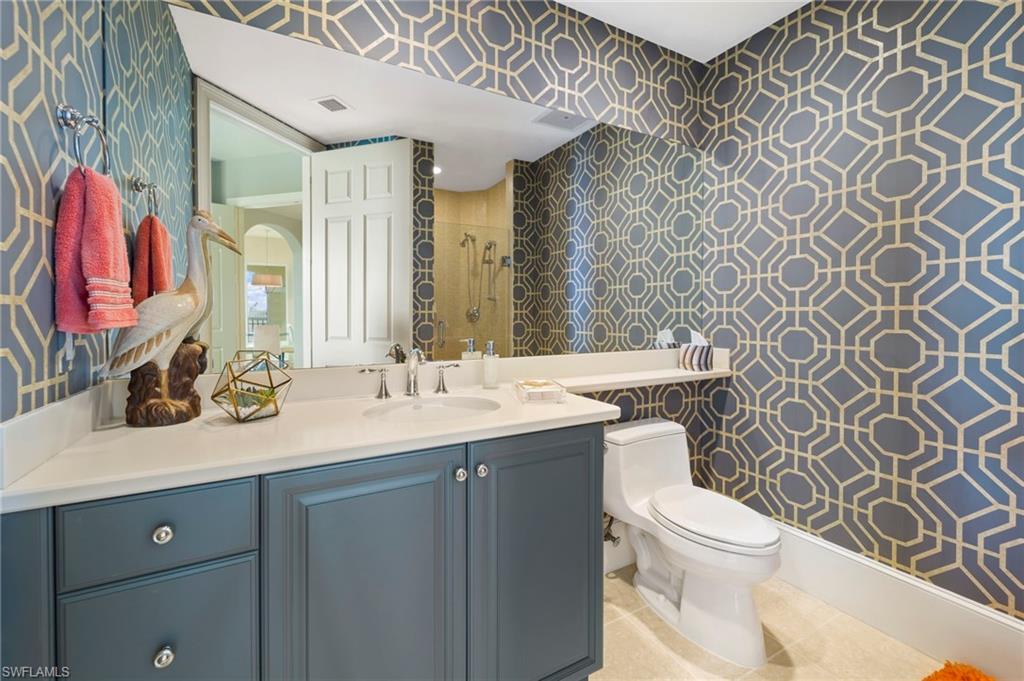 2738 Tiburon BLVD E # 504 Unit: B-504