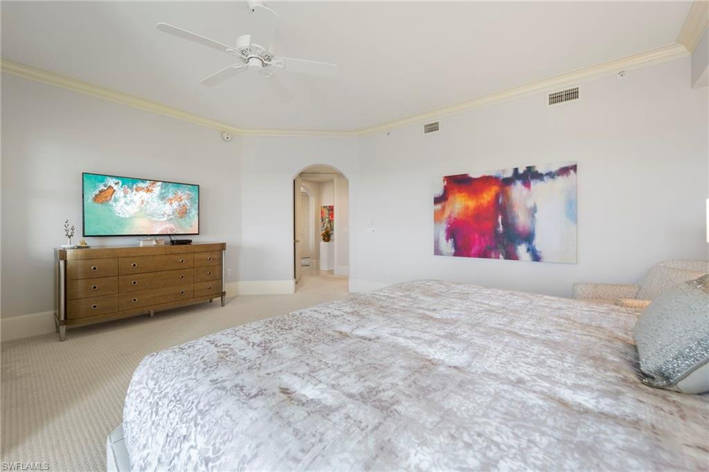 2738 Tiburon BLVD E # 504 Unit: B-504