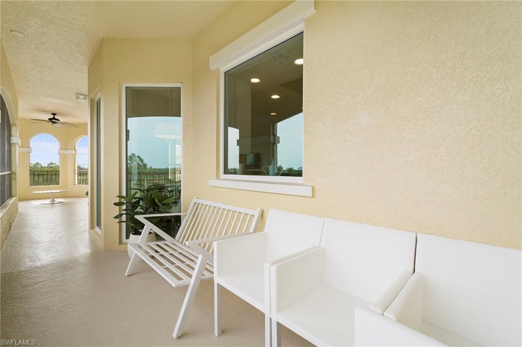 2738 Tiburon BLVD E # 504 Unit: B-504