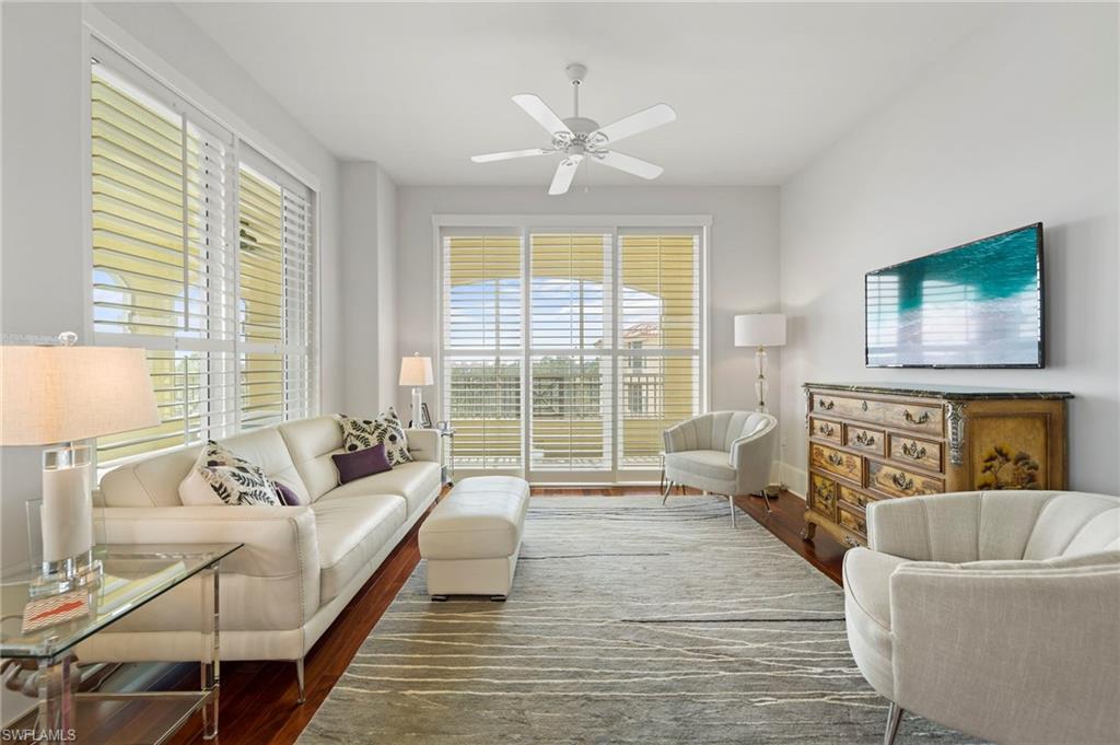 2738 Tiburon BLVD E # 504 Unit: B-504