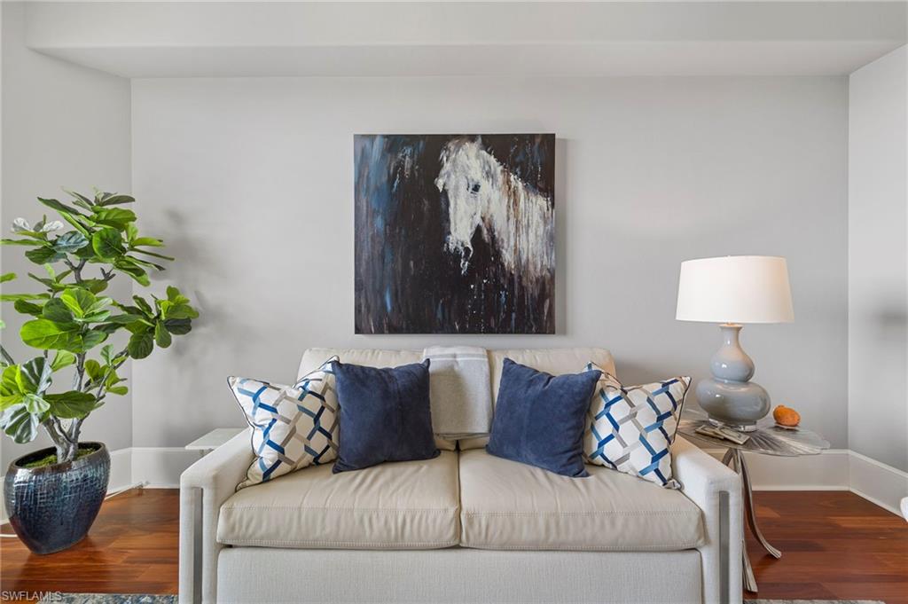 2738 Tiburon BLVD E # 504 Unit: B-504