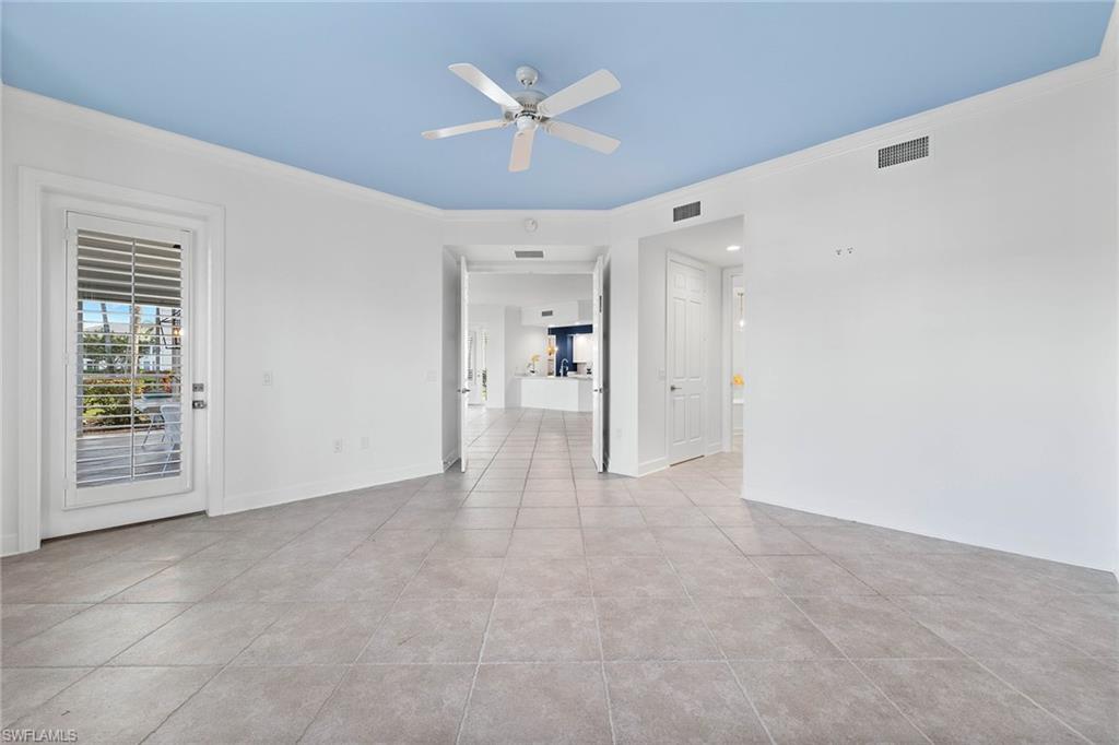 405 Sea Grove LN # 102 Unit: 9-102