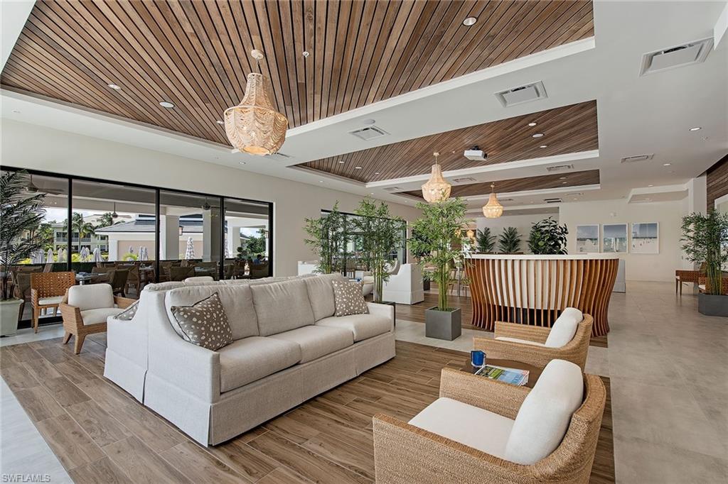 405 Sea Grove LN # 102 Unit: 9-102