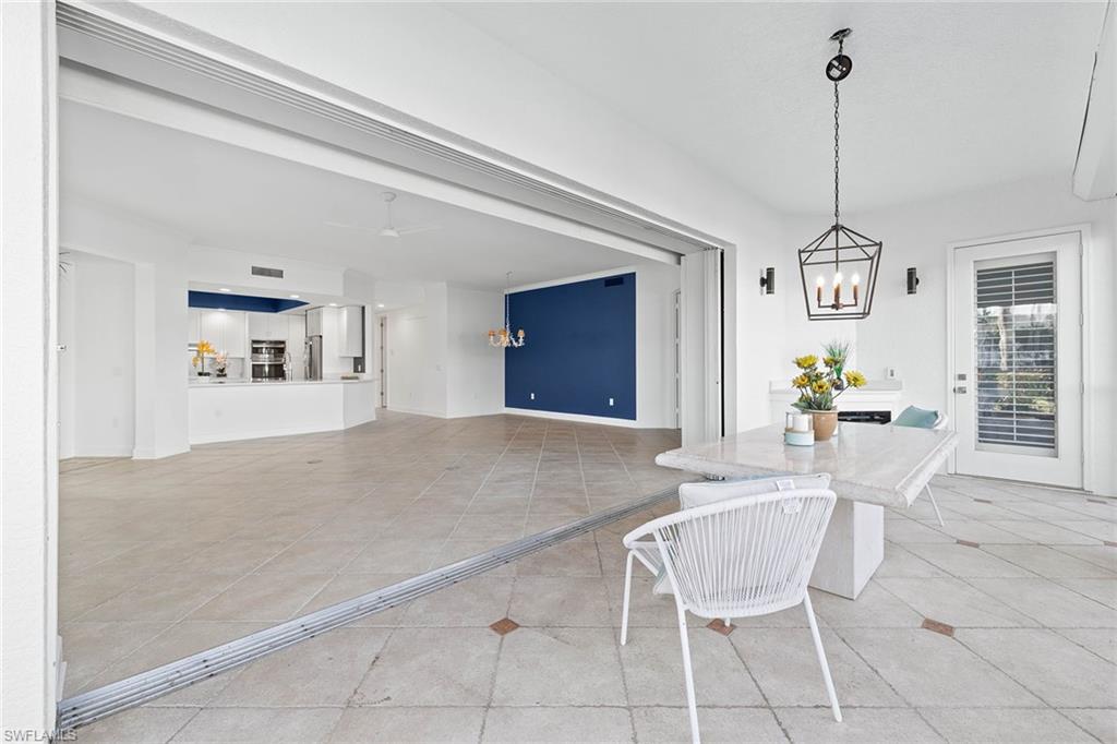 405 Sea Grove LN # 102 Unit: 9-102