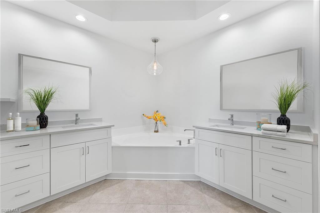 405 Sea Grove LN # 102 Unit: 9-102