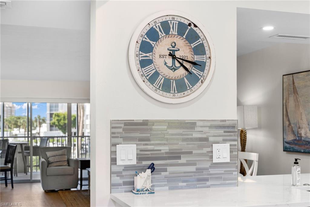 12945 VANDERBILT DR Unit: 203