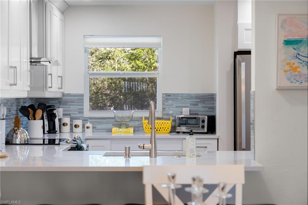 12945 VANDERBILT DR Unit: 203