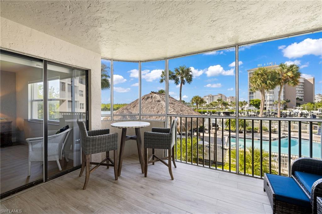 12945 VANDERBILT DR Unit: 203